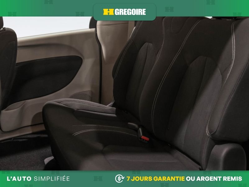 2021 Chrysler Grand Caravan Black Saint-Eustache - photo #23