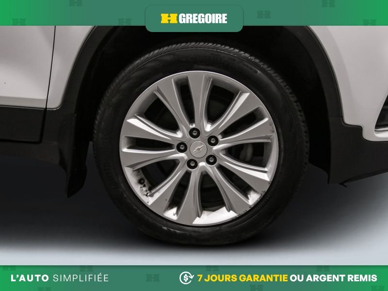 2019 Chevrolet Trax White Laval - photo #31