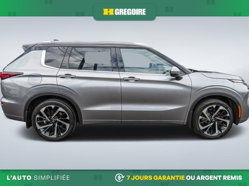 Mitsubishi Outlander 2023 Gris Blainville - photo #10