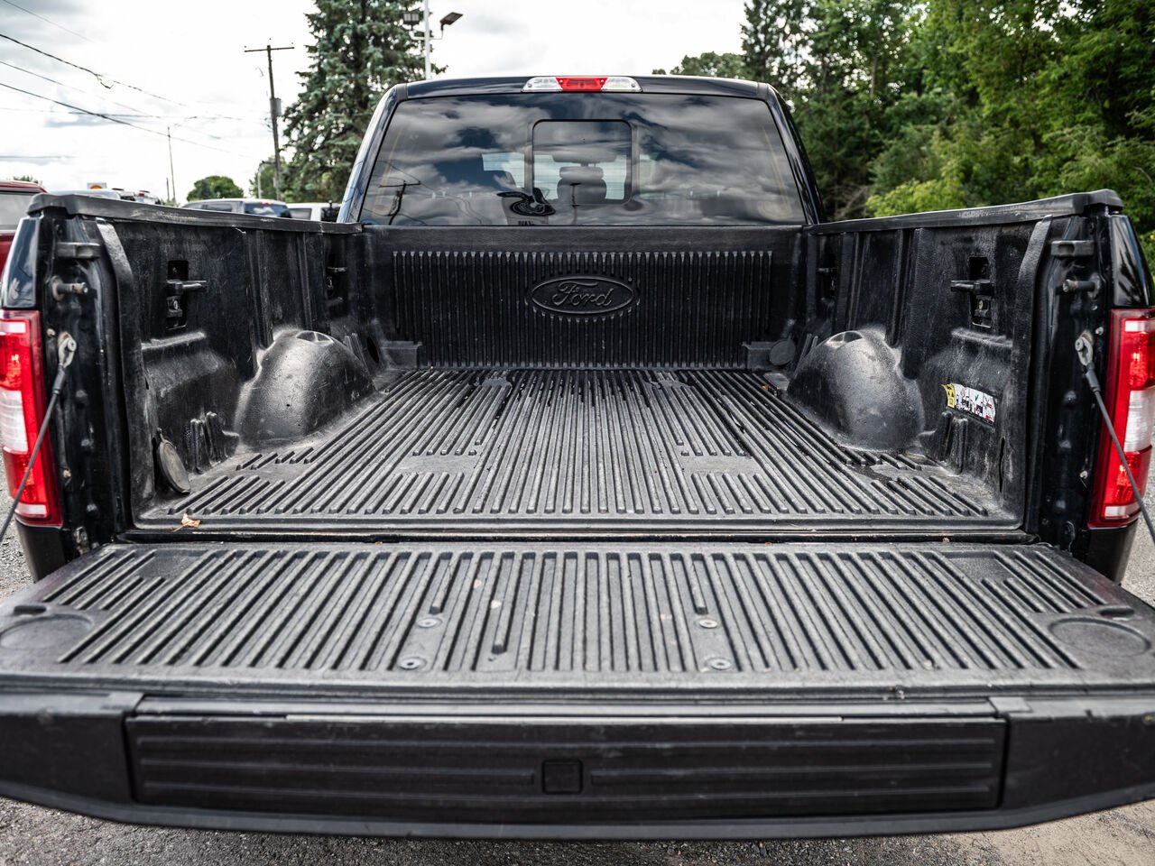 2019 Ford F-150 Black Sainte-Julienne - photo #6
