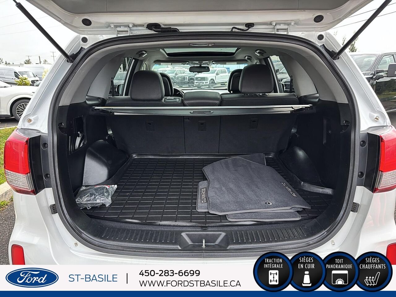 KIA SORENTO 2014 Blanc Saint-Basile-le-Grand - photo #14