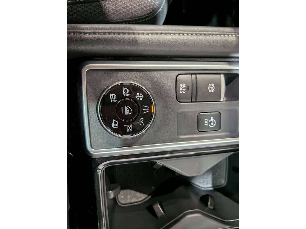 Nissan Pathfinder 2024 Gris Val-David - photo #33