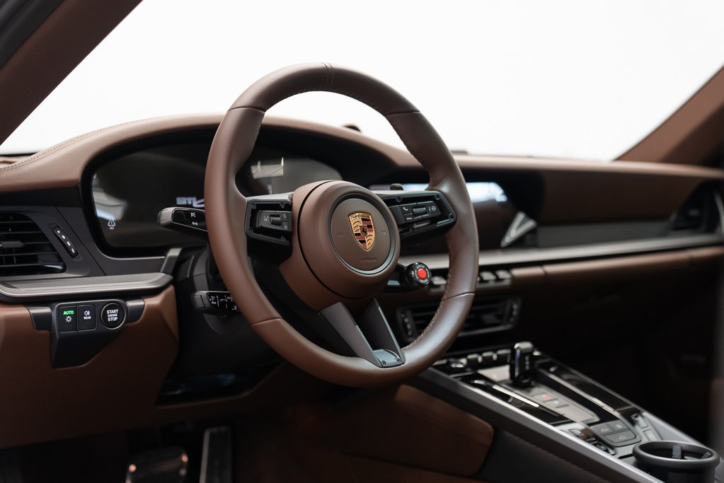 2026 Porsche 911 Carrera 4S Coupe \\ NO LUXURY TAX Green Kirkland - photo #15