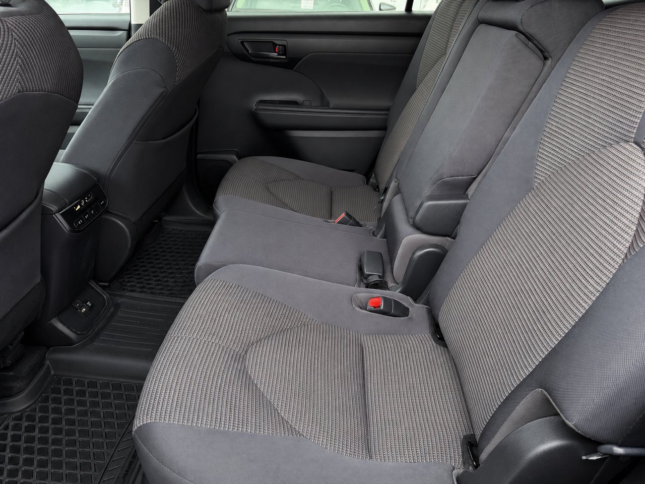 TOYOTA HIGHLANDER L 2020 Gris Châteauguay - photo #7