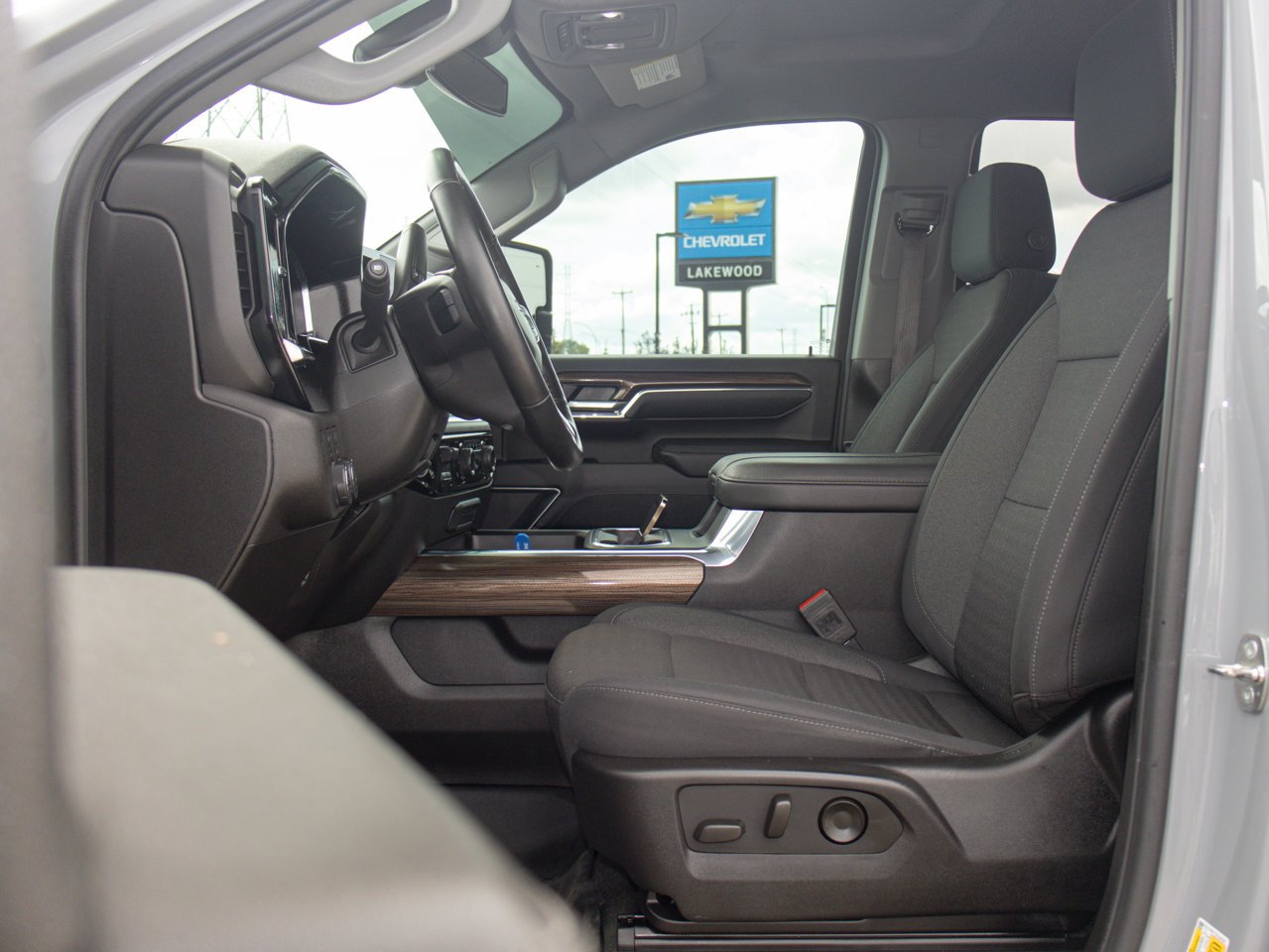2024 Chevrolet Silverado 2500HD 4WD Crew Cab 159 LT Grey Sherwood Park - photo #17