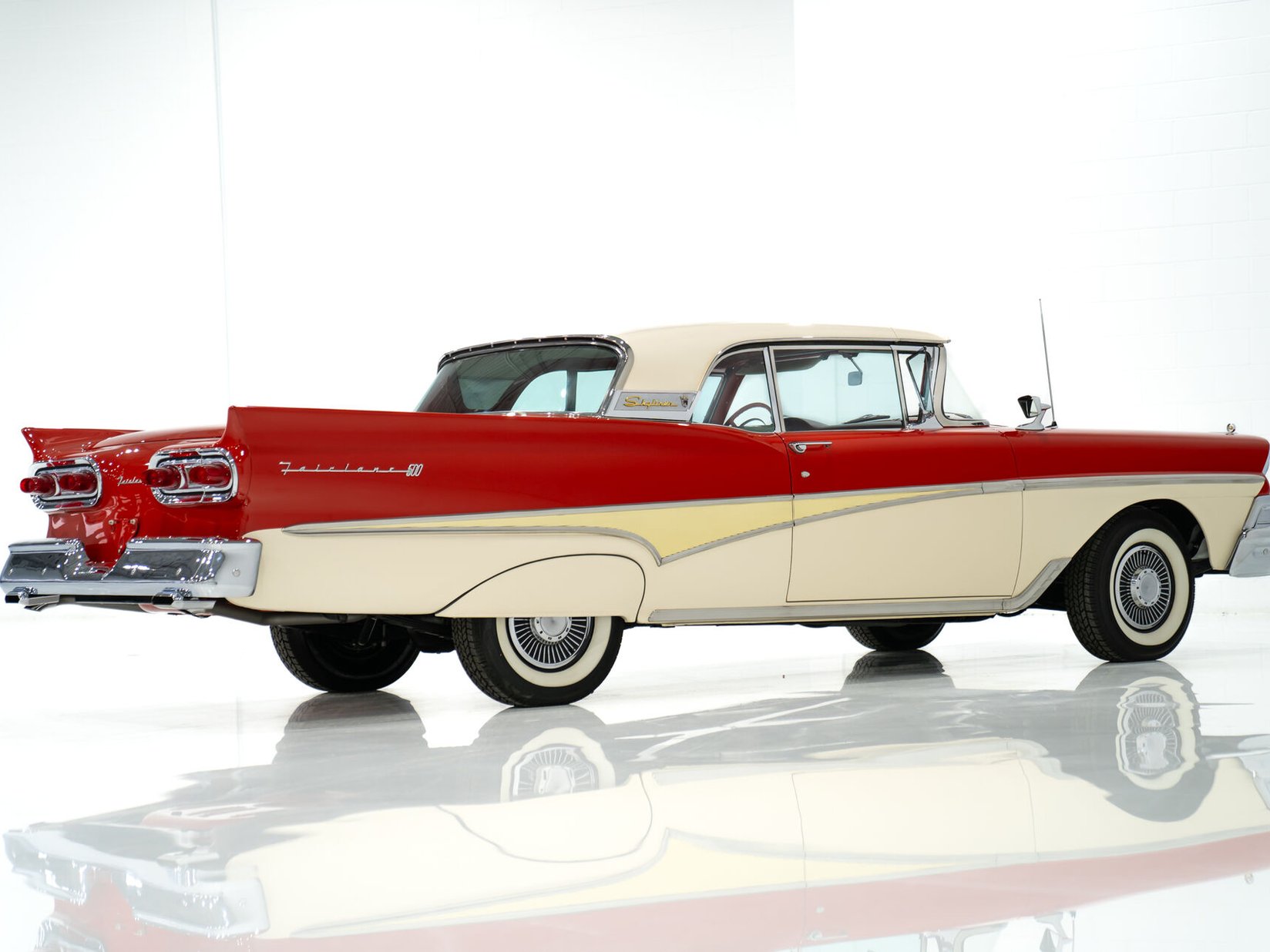1958 Ford Fairlane 500 Skyliner Interceptor de police 352 CID Entièrement restaurée **PRIX EN USD** Montreal - photo #22