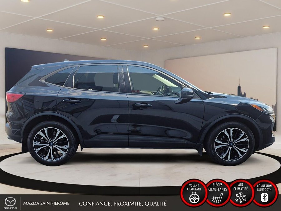 Ford Escape SE | MAGS | GROUPE COMMODITÉ | 2022 Noir