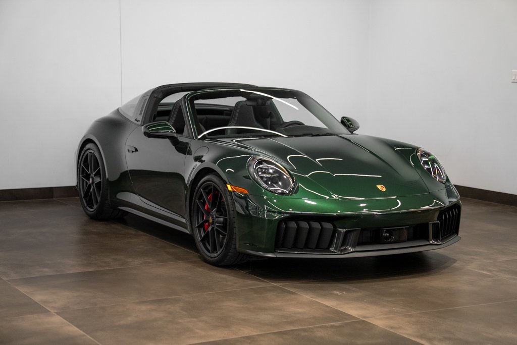 Porsche 911 Targa 4 GTS \\ No luxury TAX 2026 Vert Kirkland - photo #2