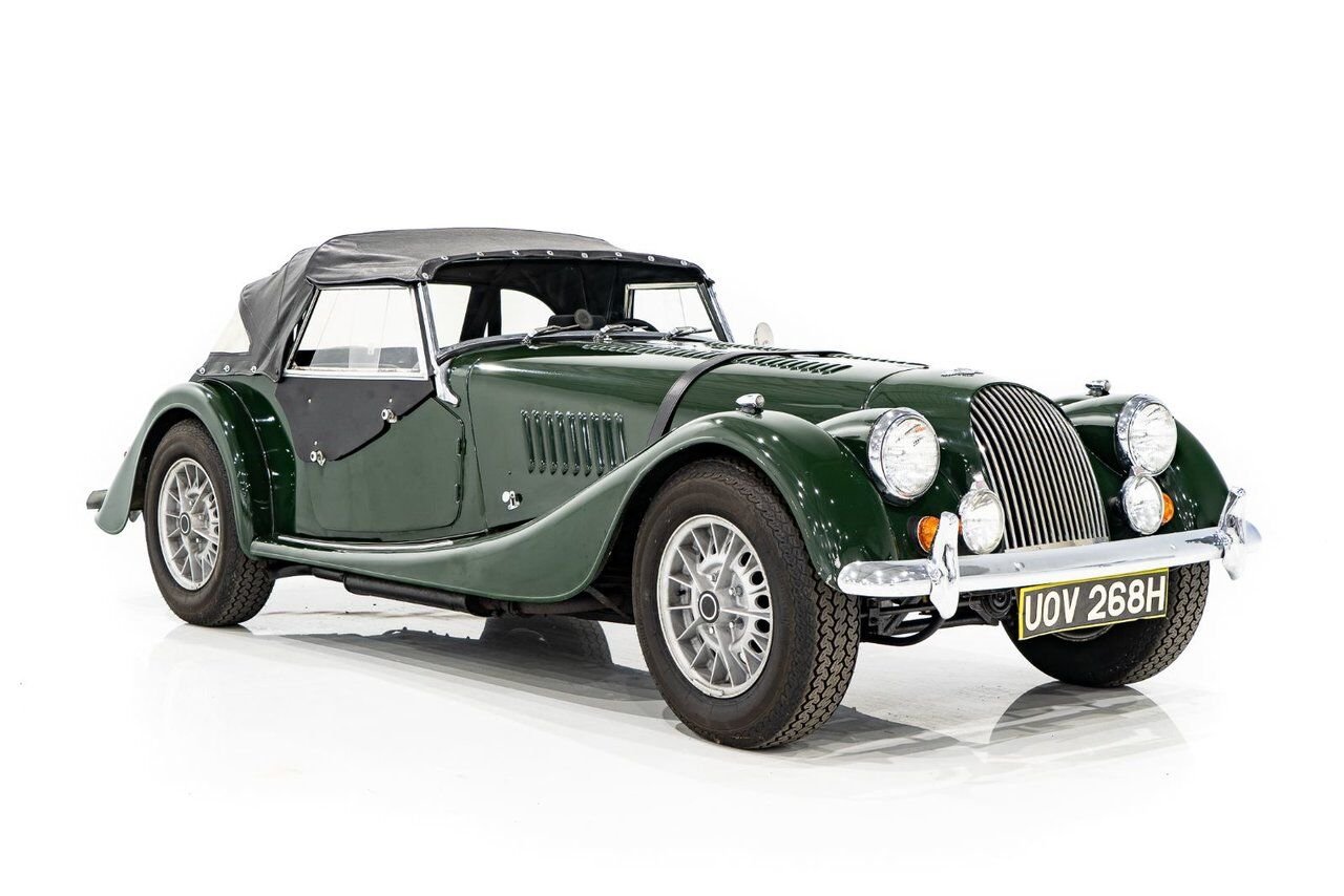 1970 Morgan Plus 8 Unrestored with only 7137km (4435miles) | PRIX EN USD Green Montreal - photo #25