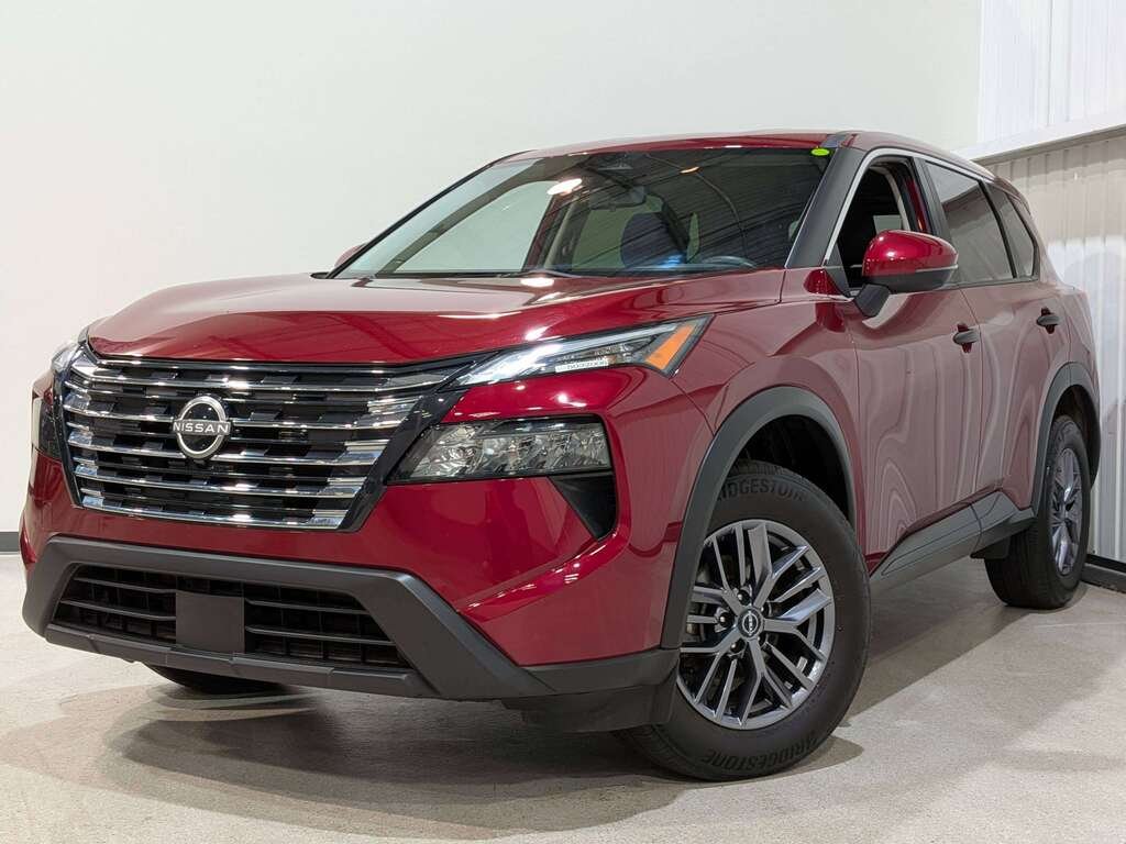 2024 Nissan Rogue AWD S Red Val-David - photo #0
