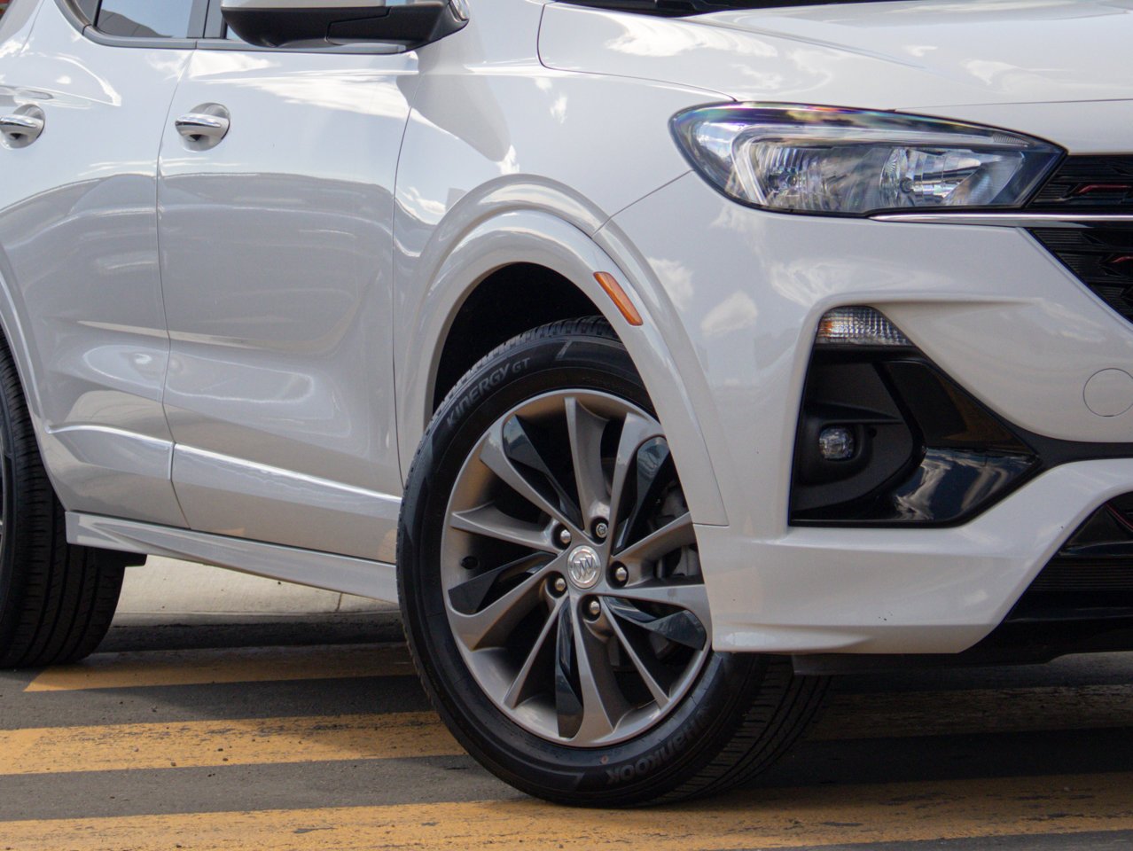 2022 Buick Encore GX AWD 4dr Select White Sherwood Park - photo #5