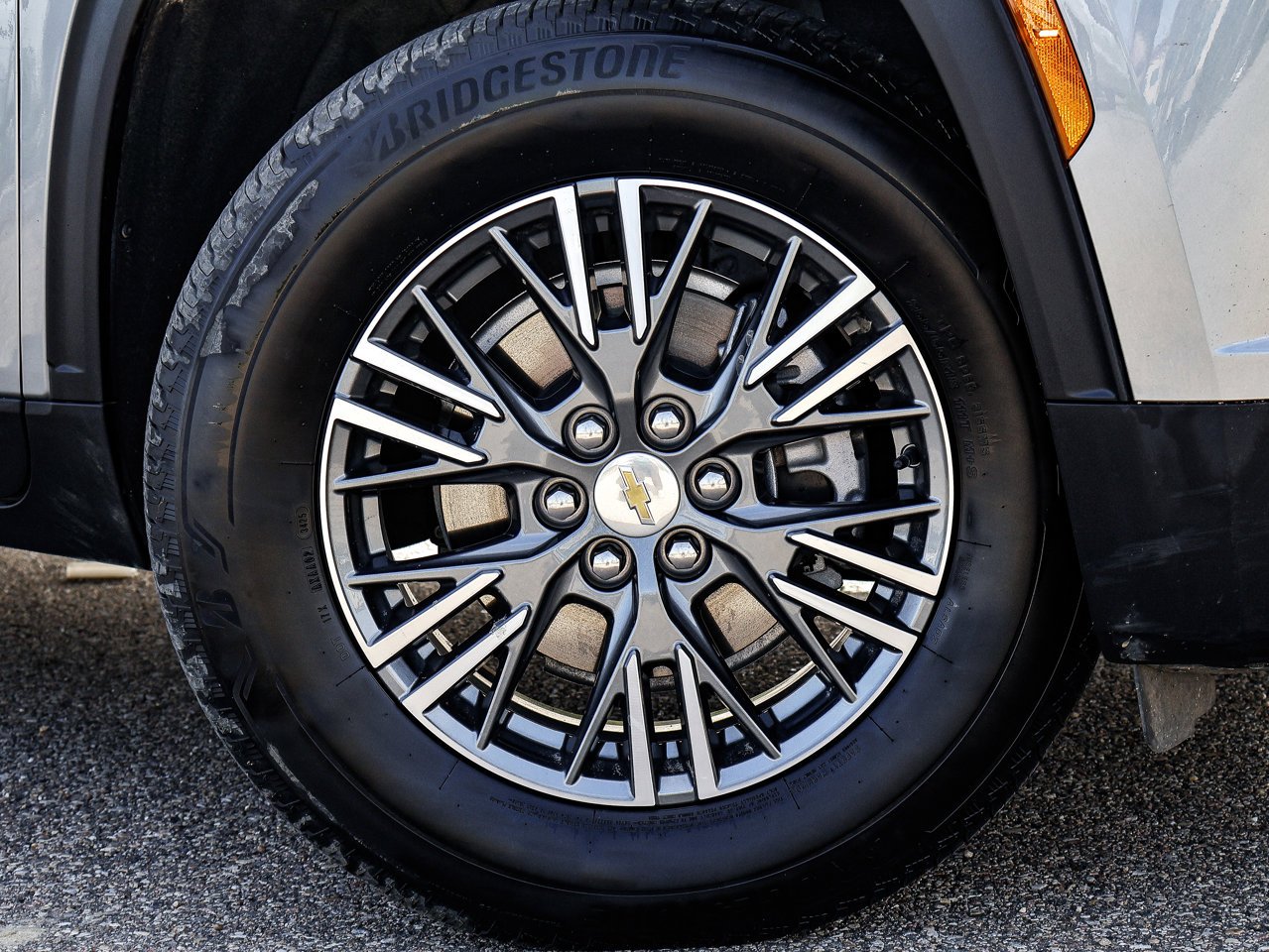 2026 Chevrolet Traverse AWD 4dr LT Grey Sherwood Park - photo #5