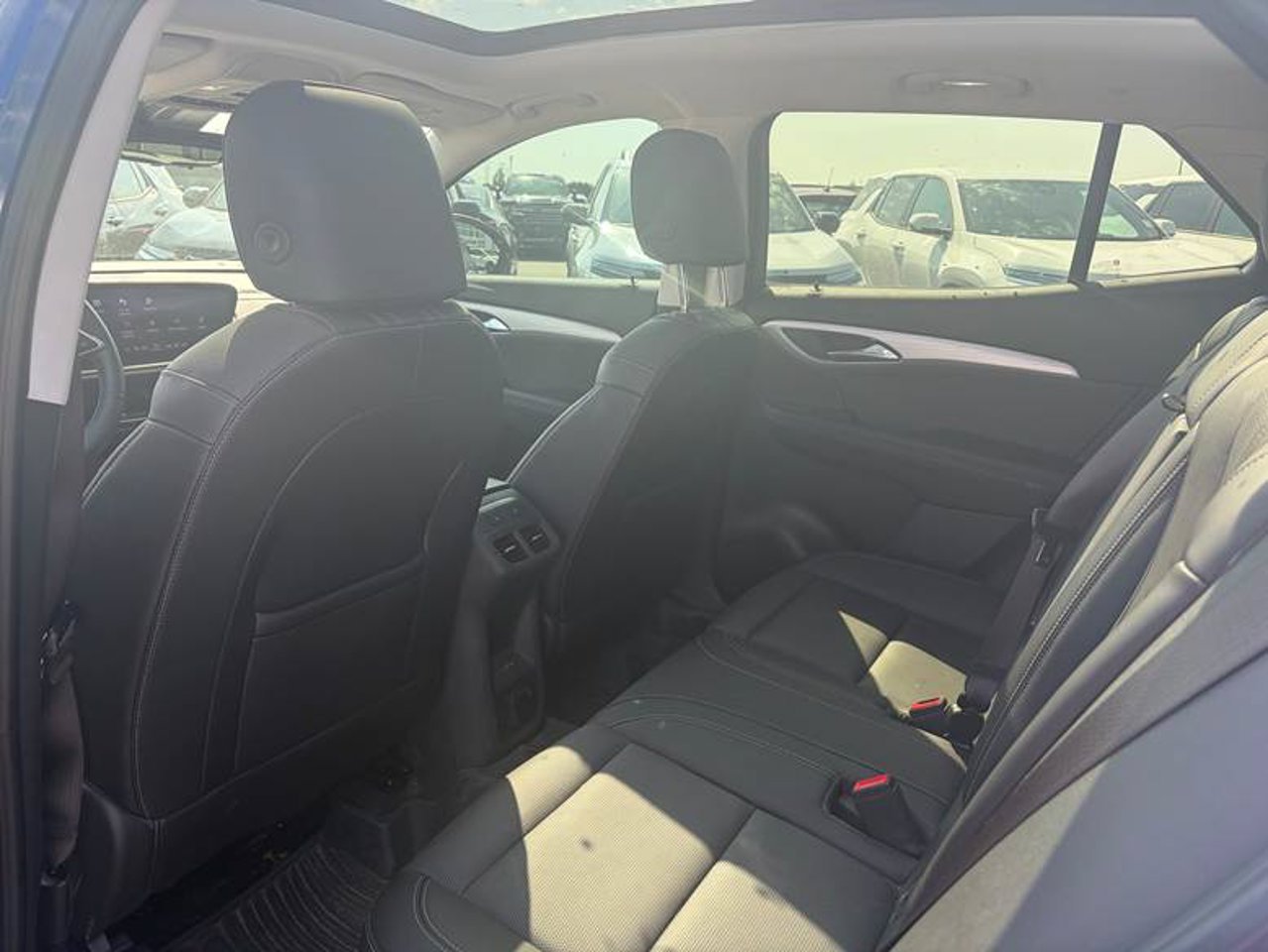 2024 Buick Envision AWD 4dr Avenir Blue Sherwood Park - photo #5