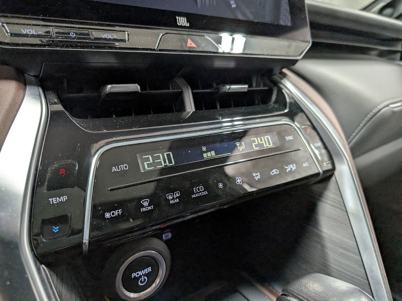 2023 Toyota Venza Hybride JTEAAAAH5PJ150147 Celestial Black Sherbrooke - photo #18