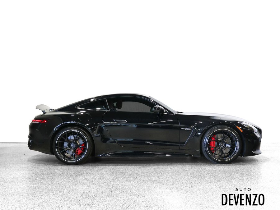 Mercedes-Benz GT AMG 2024 2024 Noir