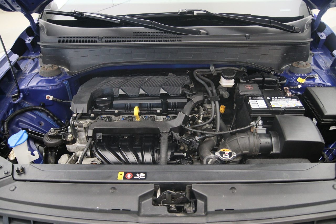 2023 Hyundai Venue VIN KMHRC8A38PU235119 Blue Baie-Comeau - photo #14