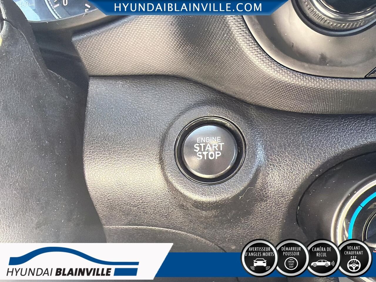 Hyundai Venue 2022 Blanc Blainville - photo #15