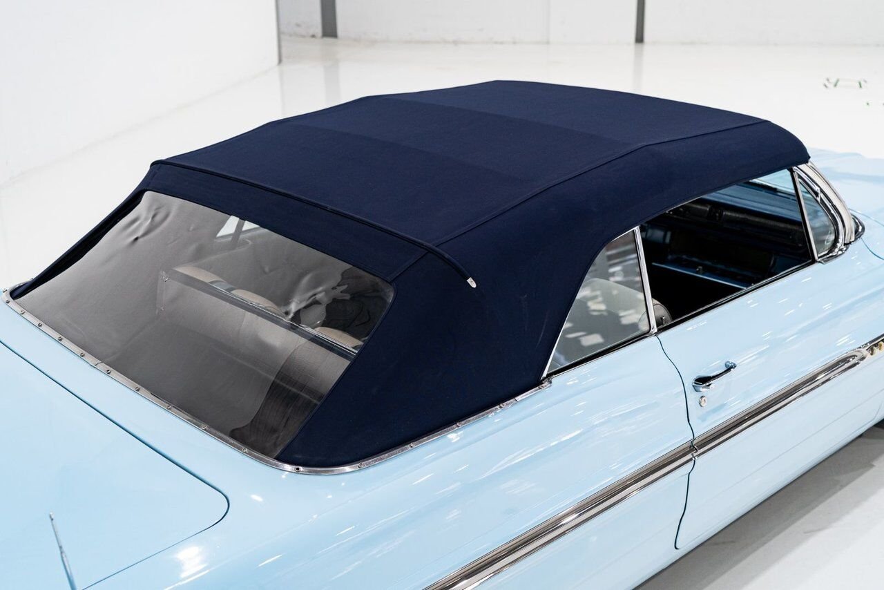 Pontiac Bonneville **PRIX EN USD**C8 Suffix 389cu.in. TriPower 4 Speed 1961 Bleu Montréal - photo #53
