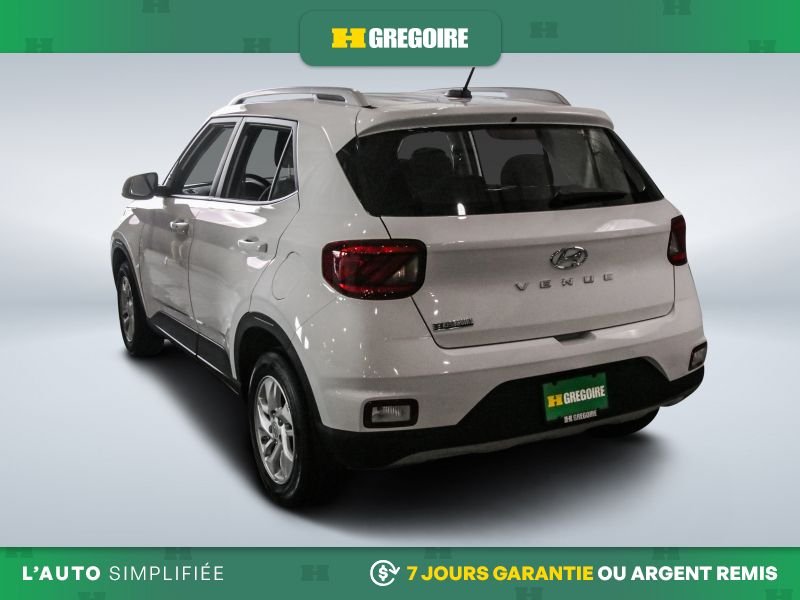 2026 Hyundai Venue White Saint-Eustache - photo #4