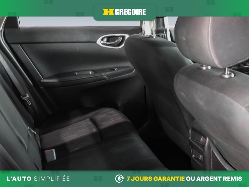 2019 Nissan Sentra Grey Laval - photo #27