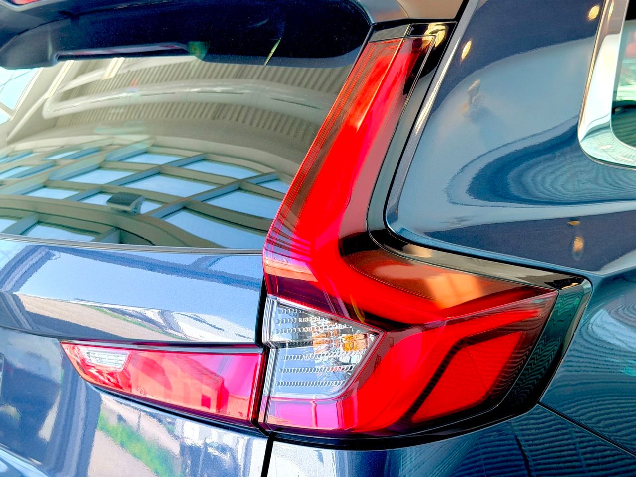 2024 Honda CR-V Hybrid Blue Notre-Dame-des-Prairies - photo #10
