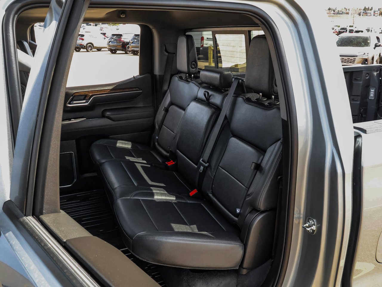 2026 GMC Sierra 1500 4WD Crew Cab 157 Elevation Grey Sherwood Park - photo #15