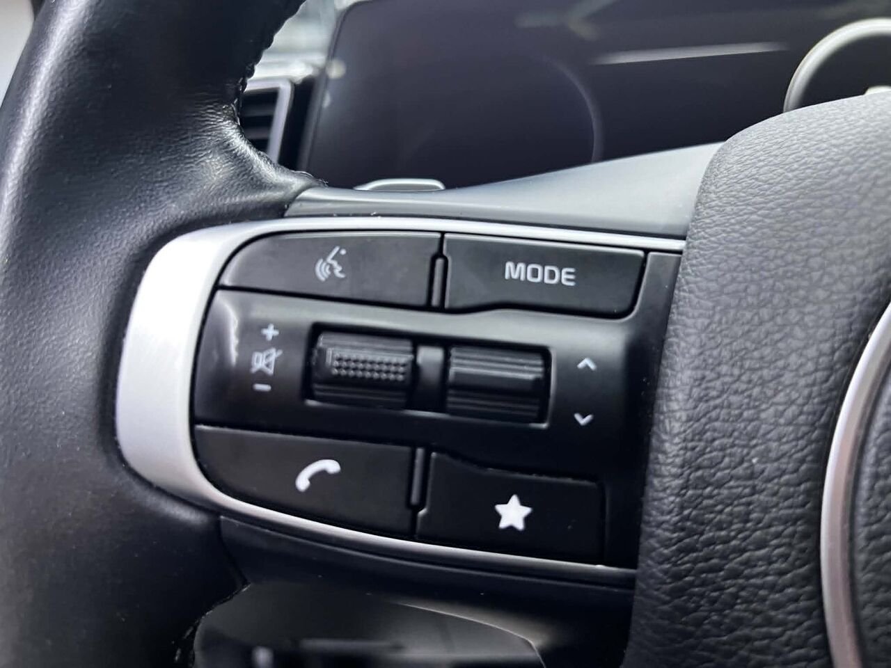 2023 Kia Sportage hybride rechargeable Grey Blainville - photo #19