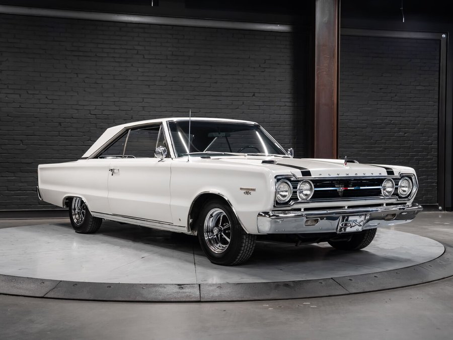 1967 Plymouth GTX 1967 White