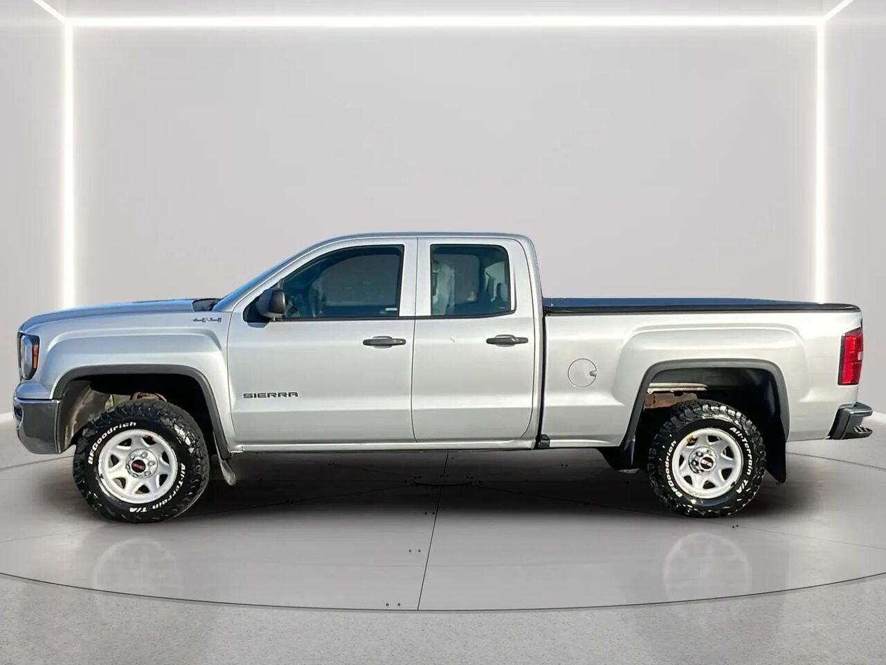 2017 GMC SIERRA 1500 Silver Gatineau - photo #1