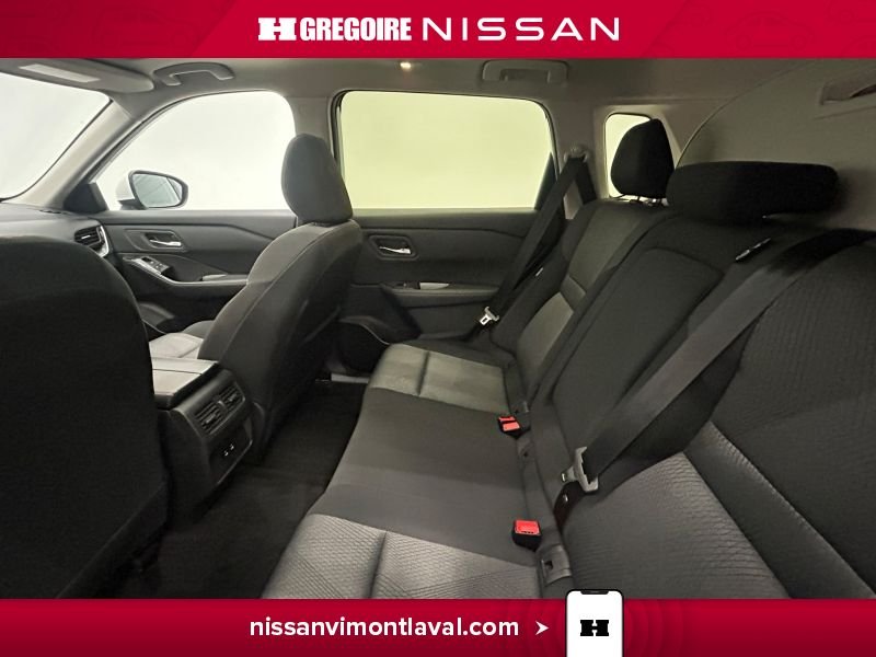 Nissan Rogue 2024 Blanc Laval - photo #47