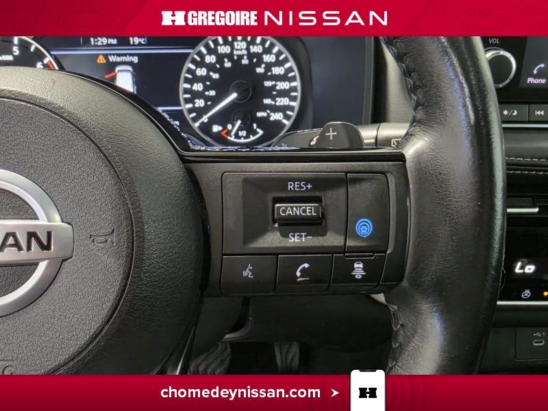 Nissan Rogue 2021 Blanc Laval - photo #21
