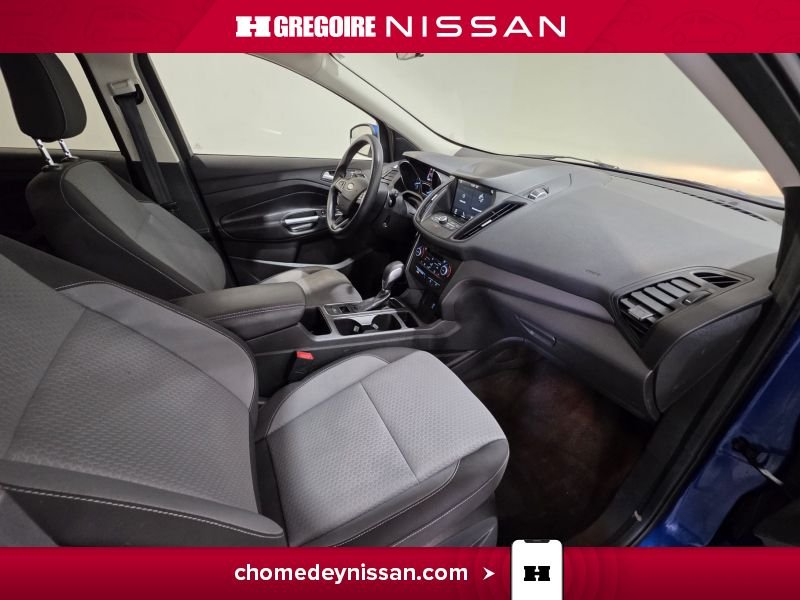 2019 Ford Escape Blue Laval - photo #23