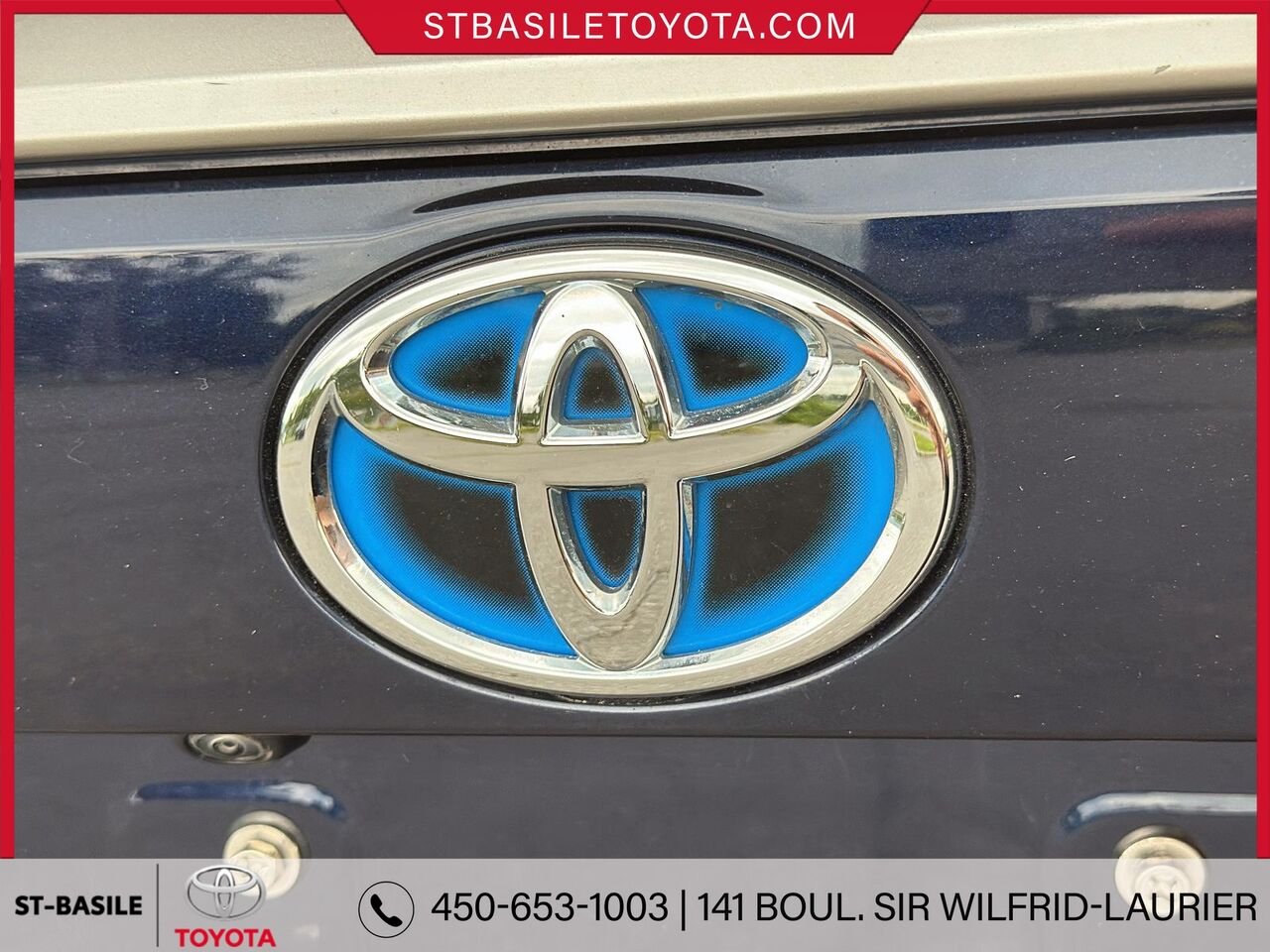 2024 TOYOTA RAV4 PRIME Blue Saint-Basile-le-Grand - photo #4