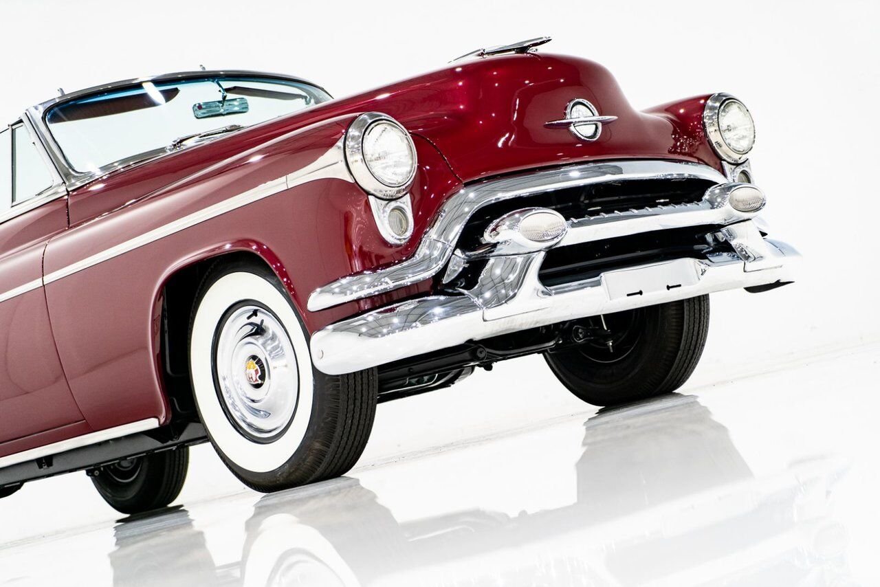 1953 Oldsmobile 98 PRIX EN USD | Convertible Beautifully Presented from complete Restoration Red Montreal - photo #42