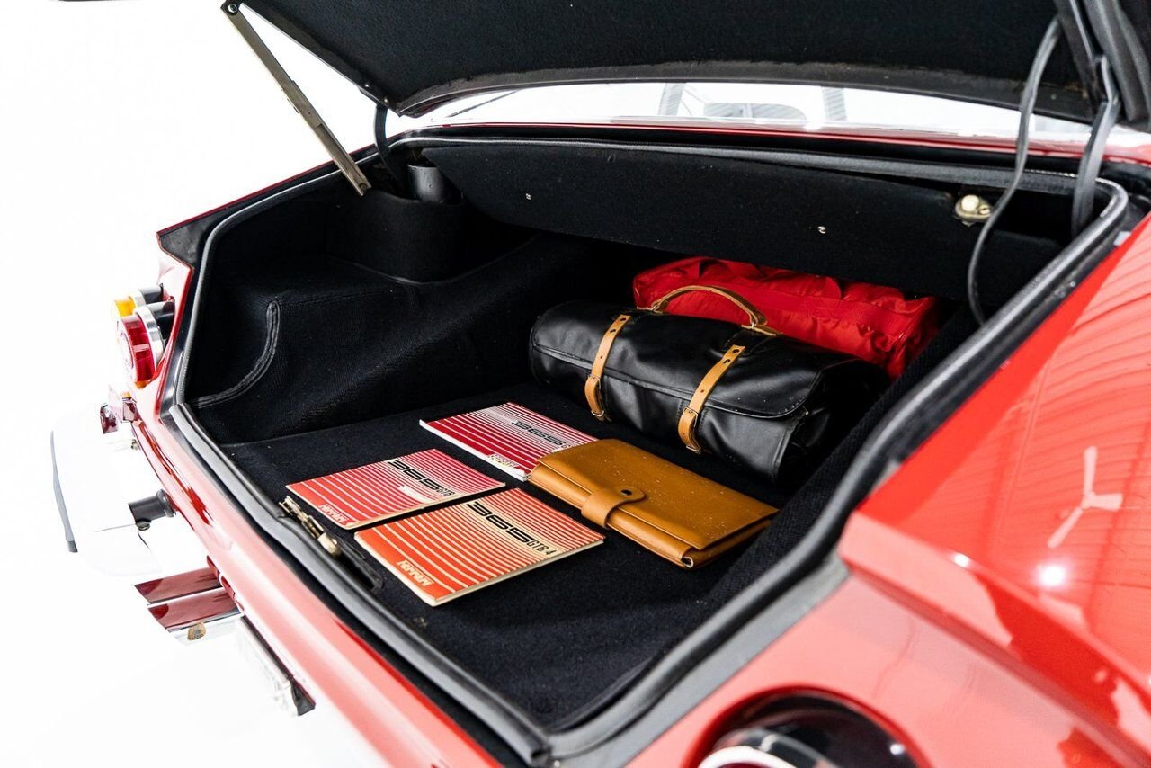 1973 Ferrari 365 GTB4 Daytona 18,301 miles With Orig Books/Tools/ Carbs / Filter Box Red Montreal - photo #26