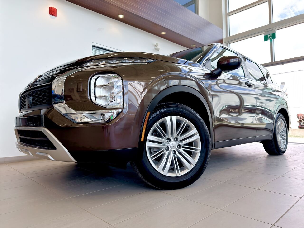 2024 Mitsubishi Outlander Bronze Notre-Dame-des-Prairies - photo #1