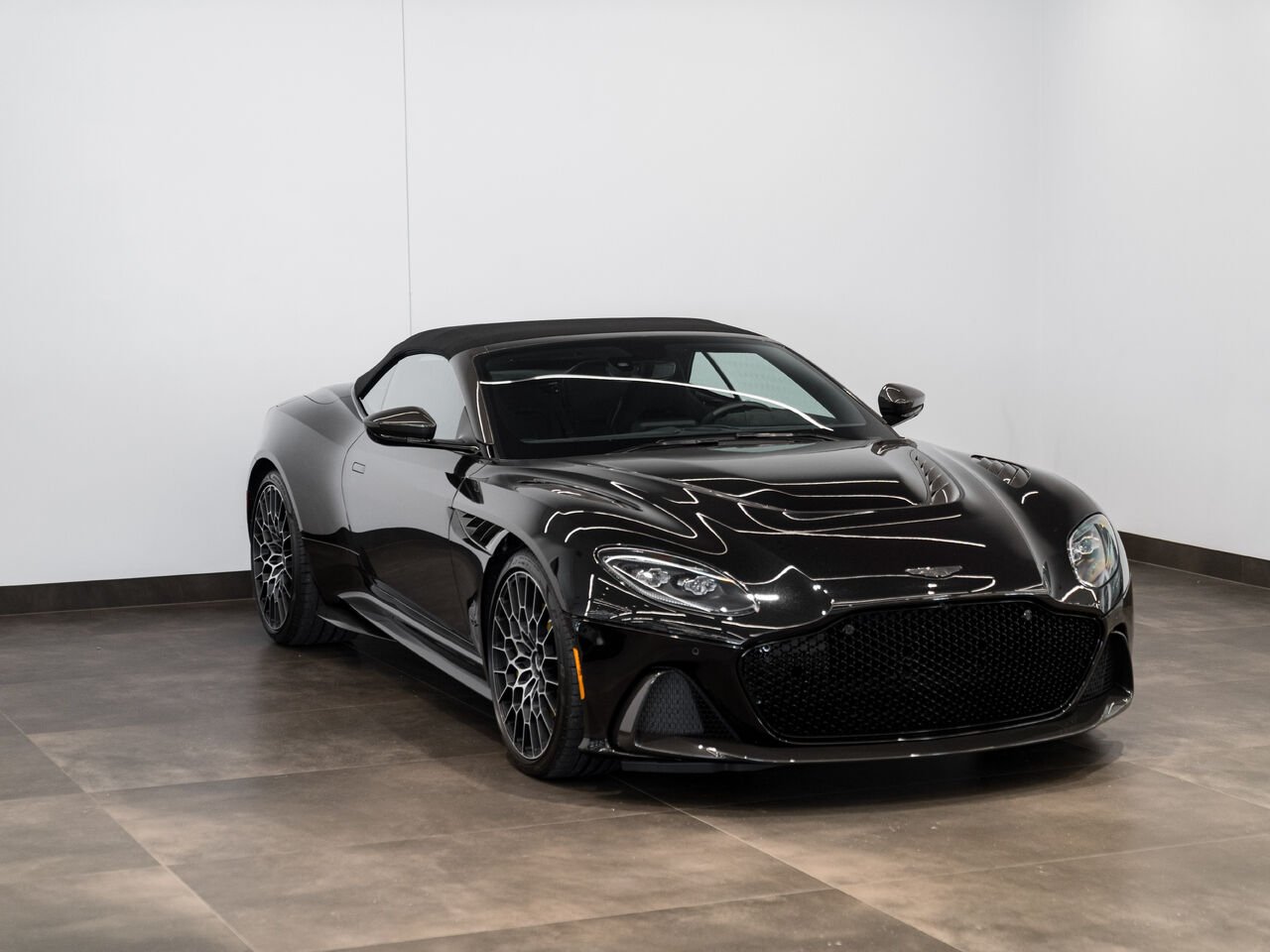 2023 Aston Martin DBS 770 Ultimate | NO LUXURY TAX Kirkland - photo #5