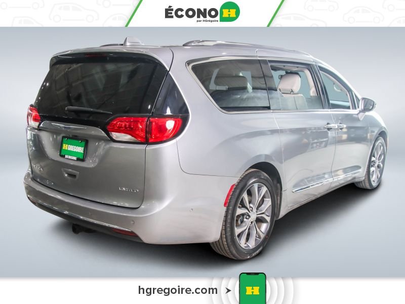 Chrysler Pacifica 2018 Argent Saint-Eustache - photo #6