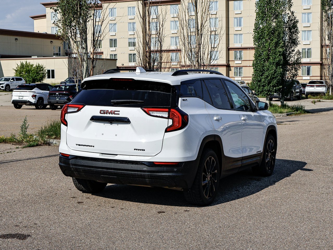 2024 GMC Terrain AWD 4dr SLT White Sherwood Park - photo #12