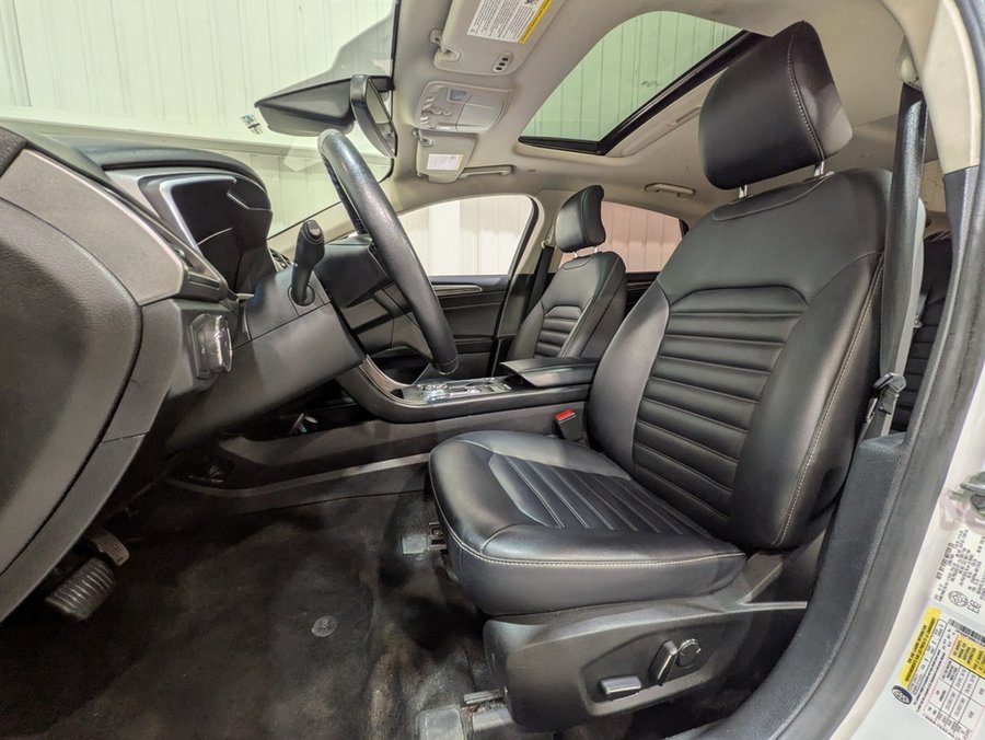 2019 Ford Fusion Hybrid White
