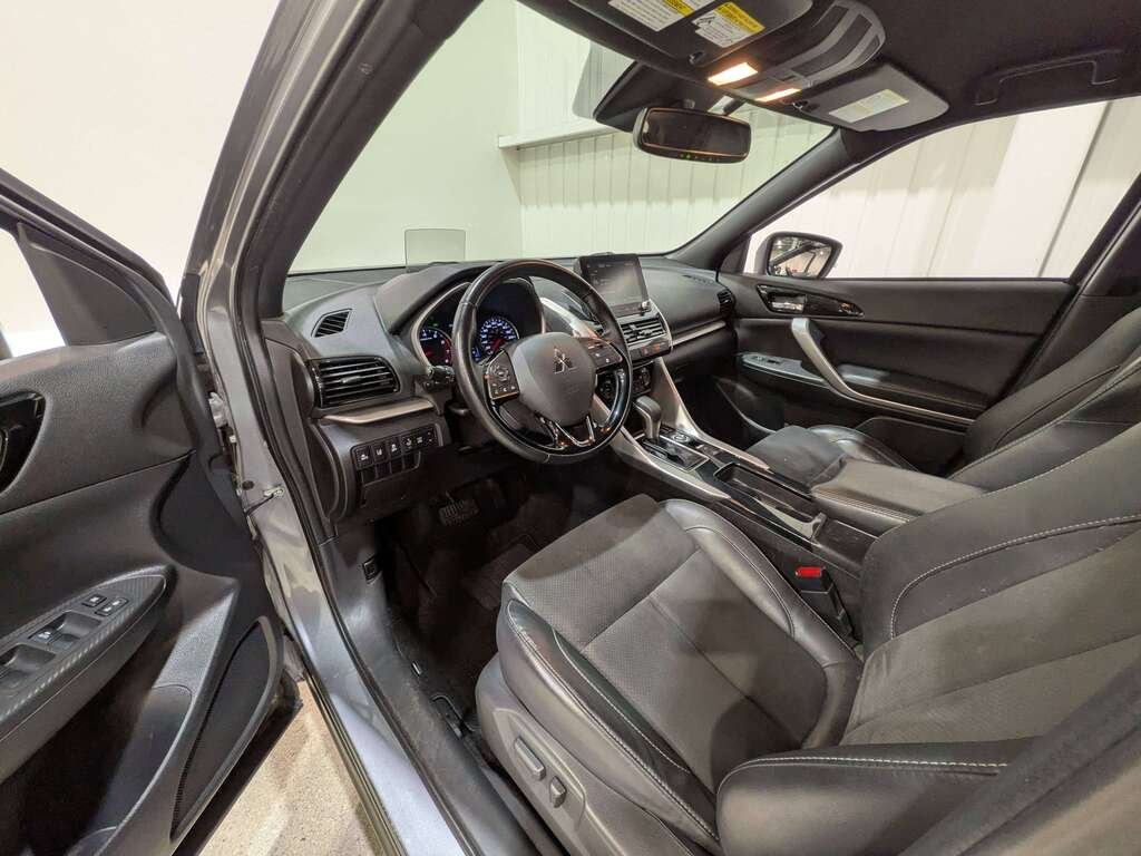 2022 Mitsubishi Eclipse Cross SEL S-AWC *Ltd Avail* Grey Val-David - photo #9