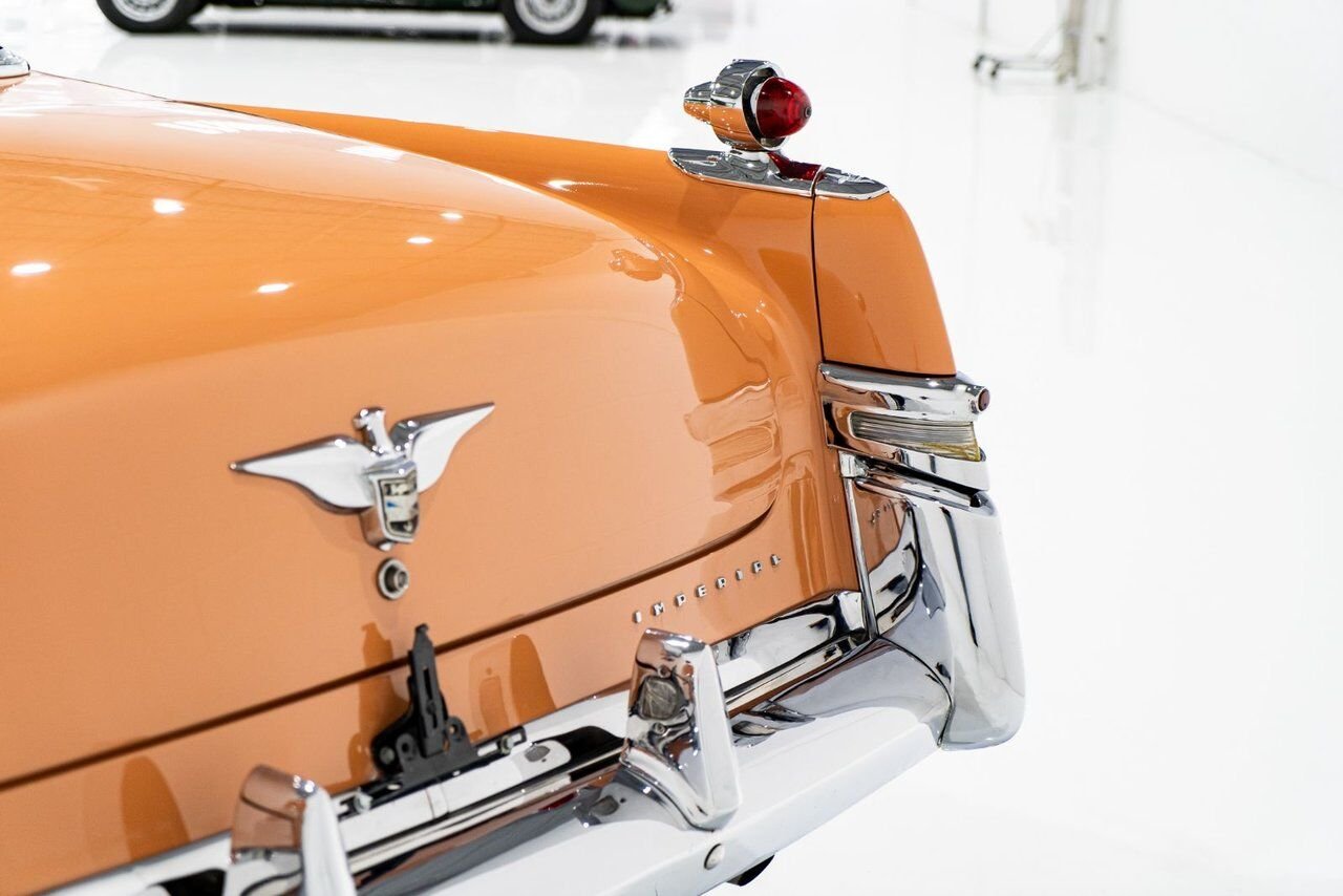 Chrysler IMPERIAL *PRIX EN USD* 354cu.in. FirePower V8 1 of 2098 built 1956 Orange Montréal - photo #5
