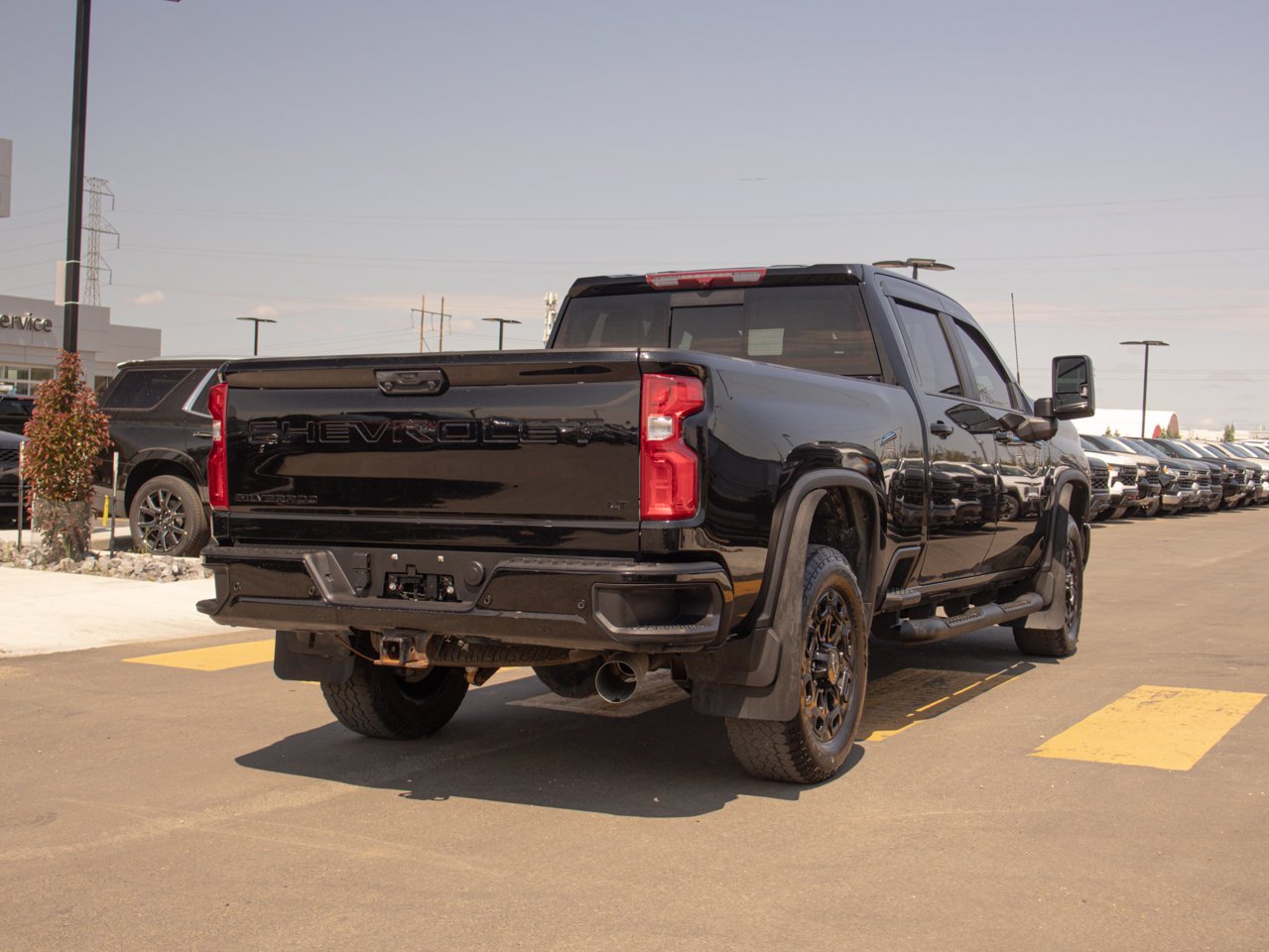 2024 Chevrolet Silverado 2500HD 4WD Crew Cab 159 LT Black Sherwood Park - photo #9