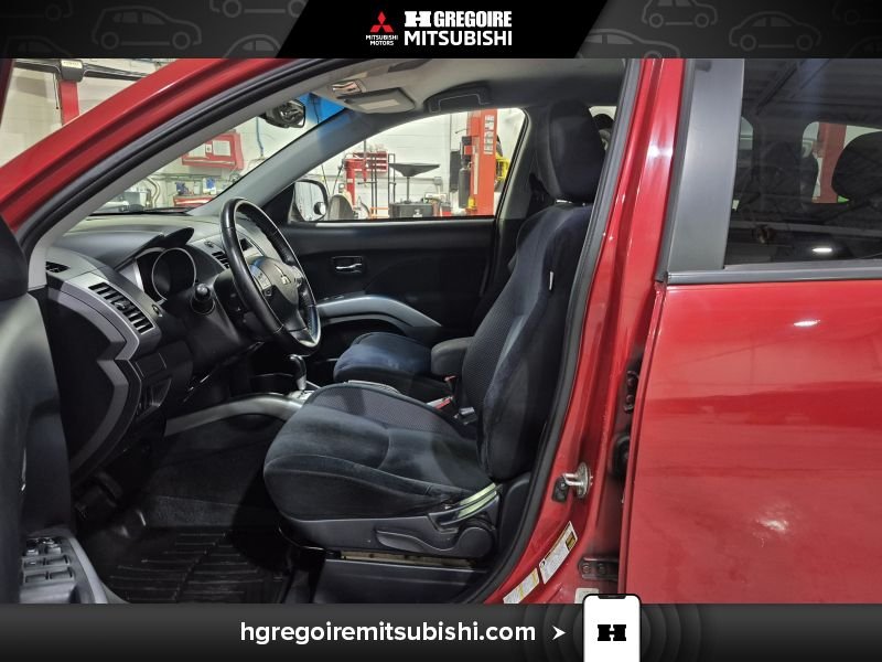 Mitsubishi Outlander 2012 Rouge Saint-Eustache - photo #13