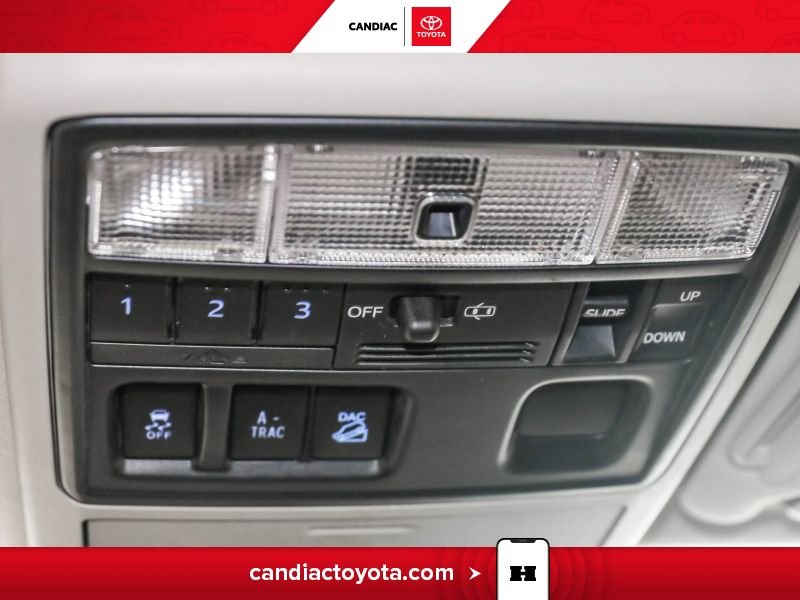 Toyota 4Runner 2017 Blanc Laval - photo #32