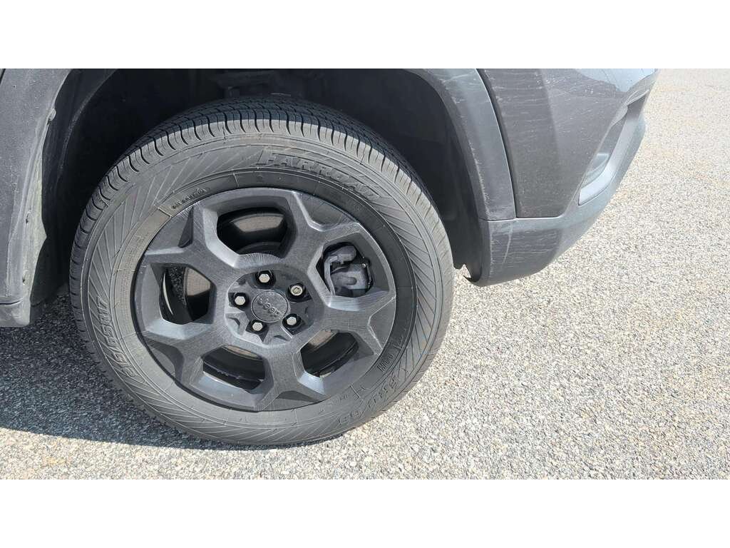 2023 Jeep Compass Grey Gatineau - photo #25