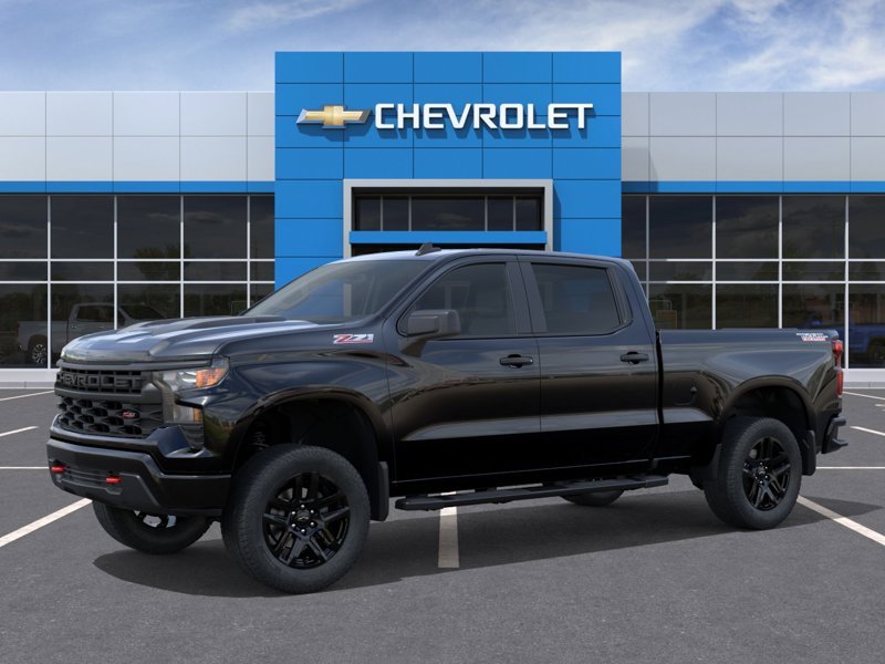 CHEVROLET Silverado 1500 Custom Trail Boss cabine multiplace 4RM 157 po 2026 NOIR Montmagny - photo #1