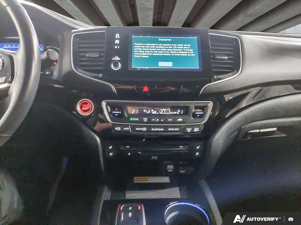 2020 Honda Pilot 2601975A | Touring 8-Passenger Silver Edmonton - photo #18