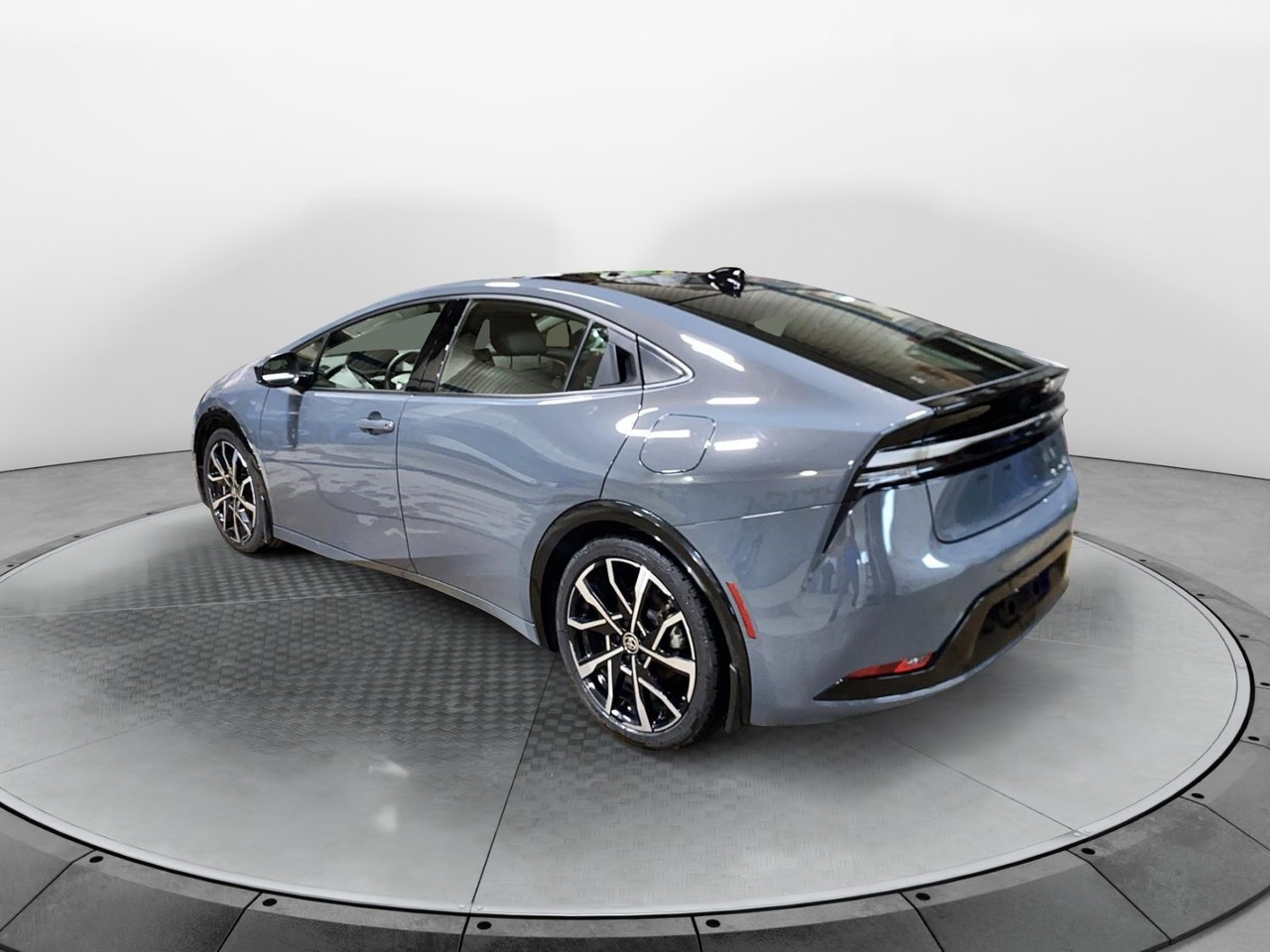 2024 Toyota Prius Prime VIN JTDACACU4R3019131 Grey Baie-Comeau - photo #3