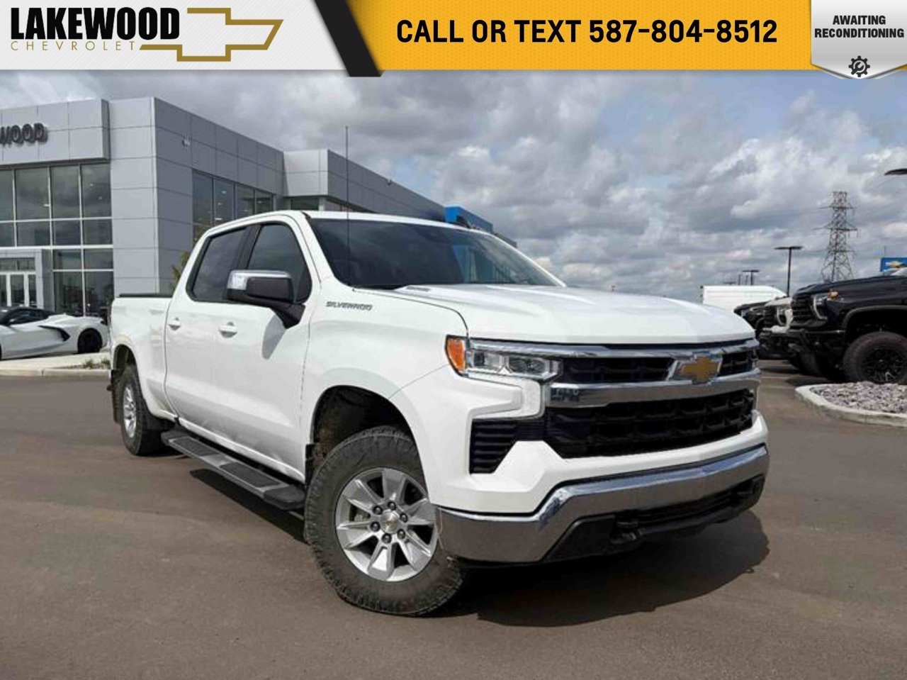 2024 Chevrolet Silverado 1500 4WD Crew Cab 147 LT White Sherwood Park - photo #0